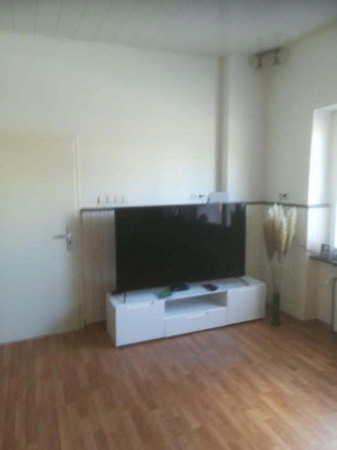 Zentral Gelegene Wohnung In Velbert-Mitte Esterno foto