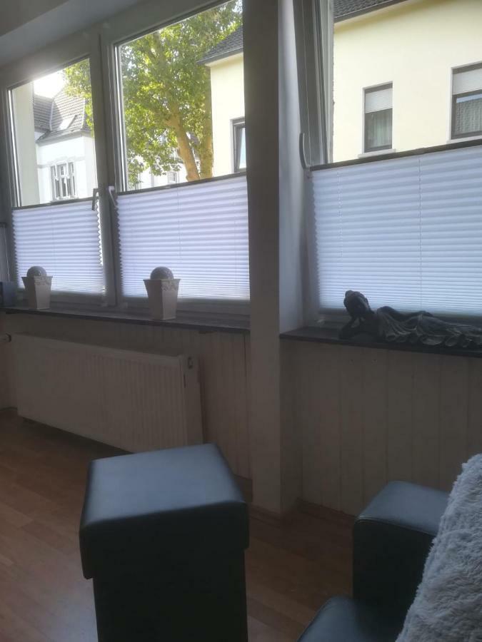 Zentral Gelegene Wohnung In Velbert-Mitte Esterno foto